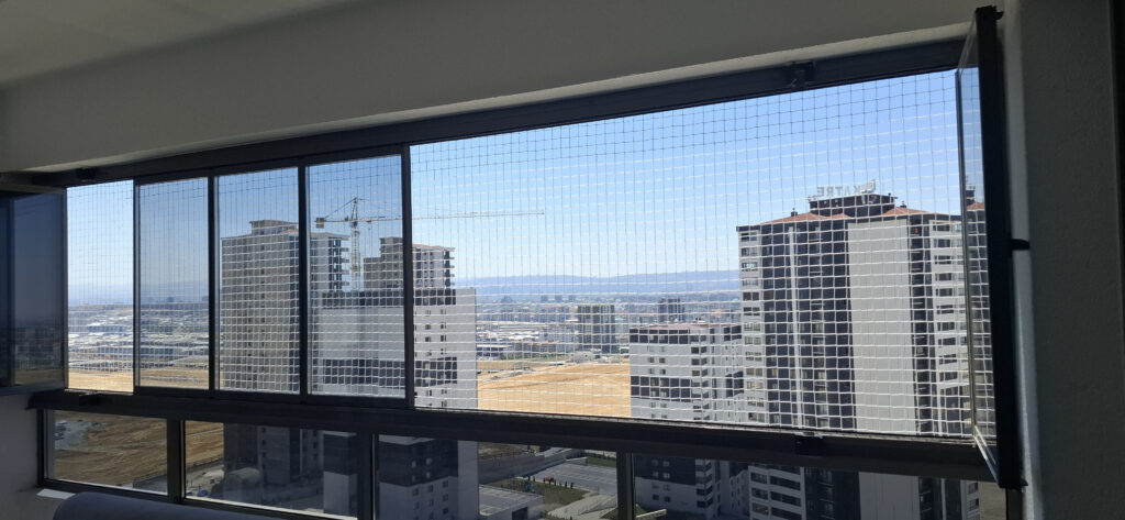 Açılır Kapanır Balkon Filesi